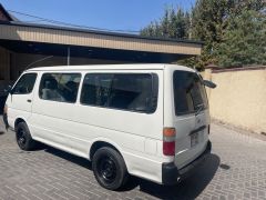 Фото авто Toyota HiAce