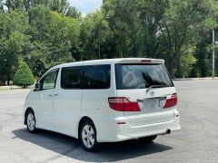 Сүрөт унаа Toyota Alphard