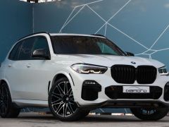 Photo of the vehicle BMW X5