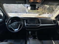 Сүрөт унаа Toyota Highlander