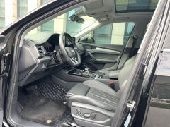 Photo of the vehicle Audi Q5