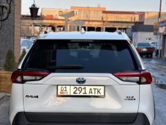 Сүрөт унаа Toyota RAV4