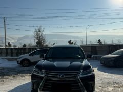 Photo of the vehicle Lexus LX