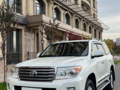 Photo of the vehicle Toyota Land Cruiser