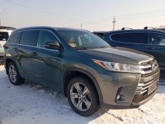 Сүрөт унаа Toyota Highlander