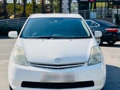 Фото авто Toyota Prius