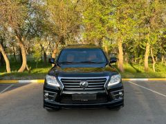 Photo of the vehicle Lexus LX