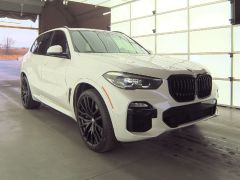 Photo of the vehicle BMW X5