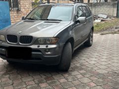 Photo of the vehicle BMW X5