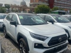 Сүрөт унаа Toyota RAV4