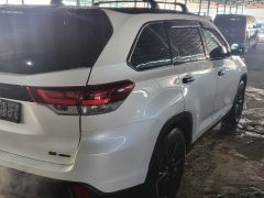 Сүрөт унаа Toyota Highlander