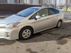 Фото авто Toyota Prius