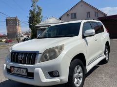 Сүрөт унаа Toyota Land Cruiser Prado