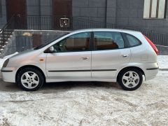 Фото авто Nissan Almera Tino