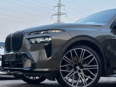 Фото авто BMW X7