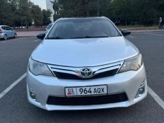 Сүрөт унаа Toyota Camry