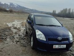 Сүрөт унаа Toyota Corolla Verso