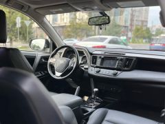 Сүрөт унаа Toyota RAV4