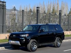 Photo of the vehicle Toyota 4Runner