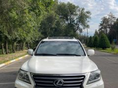 Сүрөт унаа Lexus LX