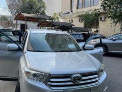 Сүрөт унаа Toyota Highlander