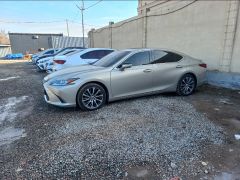 Фото авто Lexus ES