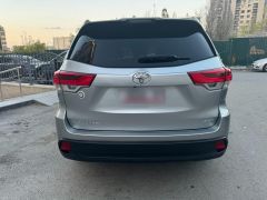 Photo of the vehicle Toyota Highlander