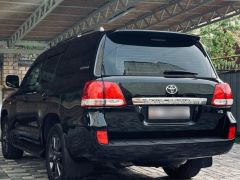 Фото Toyota Land Cruiser  2011