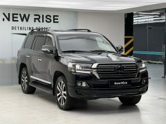 Сүрөт унаа Toyota Land Cruiser