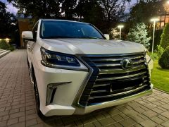 Сүрөт унаа Lexus LX