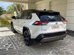 Сүрөт унаа Toyota RAV4