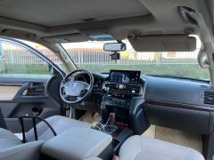 Фото авто Toyota Land Cruiser