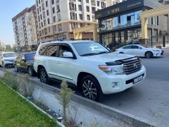 Фото авто Toyota Land Cruiser