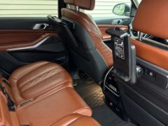 Photo of the vehicle BMW X7