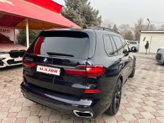 Фото авто BMW X7