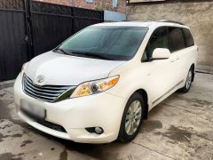 Сүрөт унаа Toyota Sienna