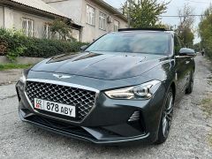 Photo of the vehicle Genesis G70