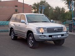 Сүрөт унаа Toyota Land Cruiser