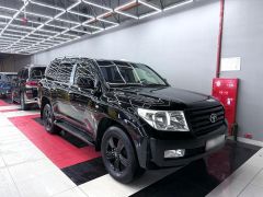 Фото авто Toyota Land Cruiser