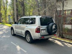 Сүрөт унаа Mitsubishi Pajero