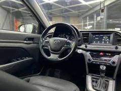 Photo of the vehicle Hyundai Elantra