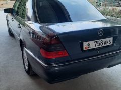 Сүрөт унаа Mercedes-Benz C-Класс