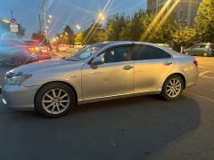 Photo of the vehicle Lexus ES