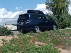 Photo of the vehicle Toyota Alphard