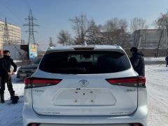 Сүрөт унаа Toyota Highlander