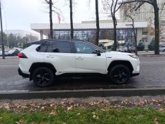 Сүрөт унаа Toyota RAV4