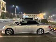 Фото авто Toyota Crown