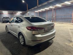 Сүрөт унаа Hyundai Elantra