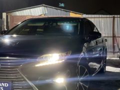 Photo of the vehicle Lexus ES