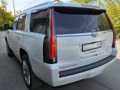 Photo of the vehicle Cadillac Escalade